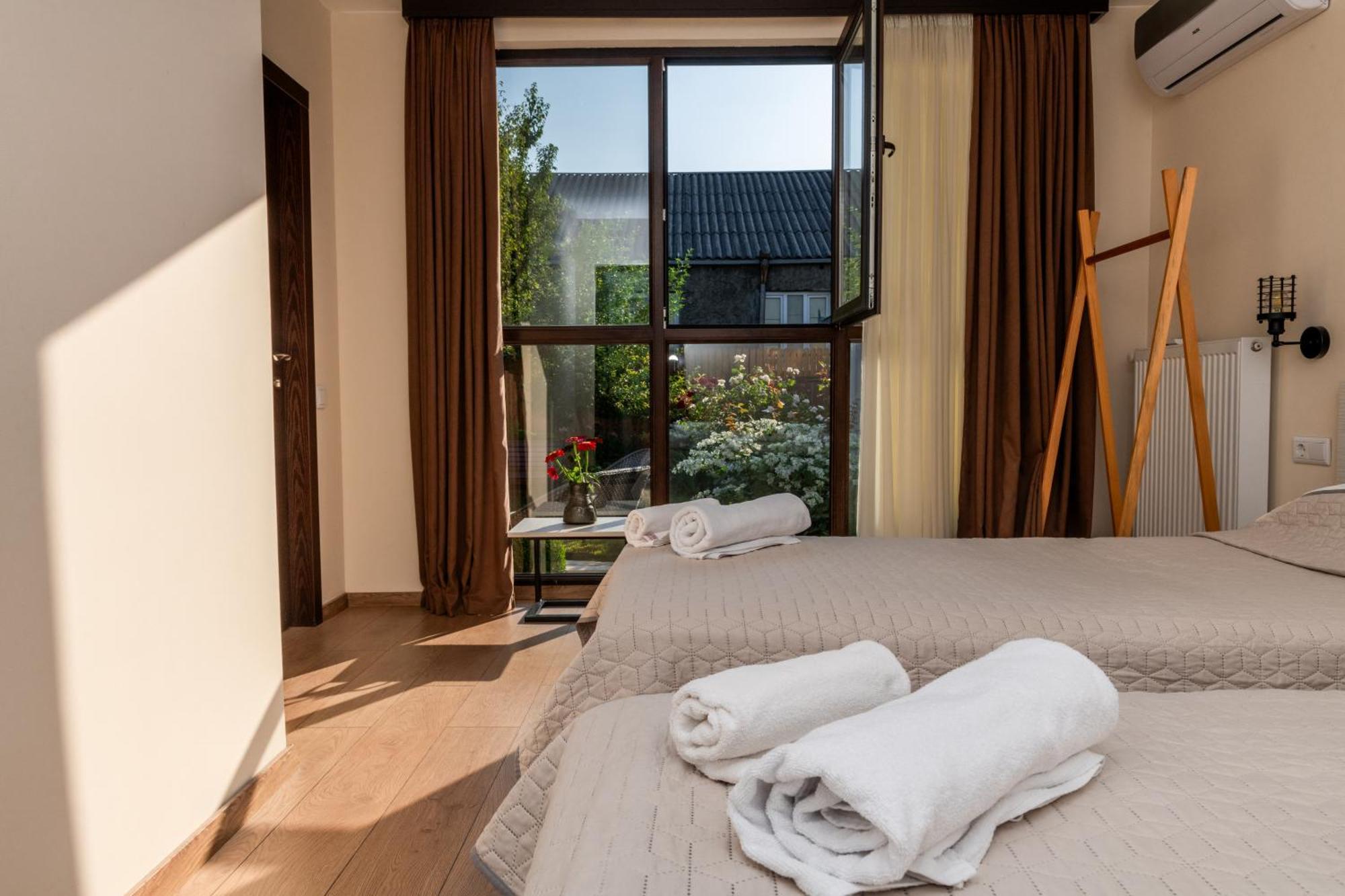 Alvani Inn K'vemo Alvani Eksteriør billede